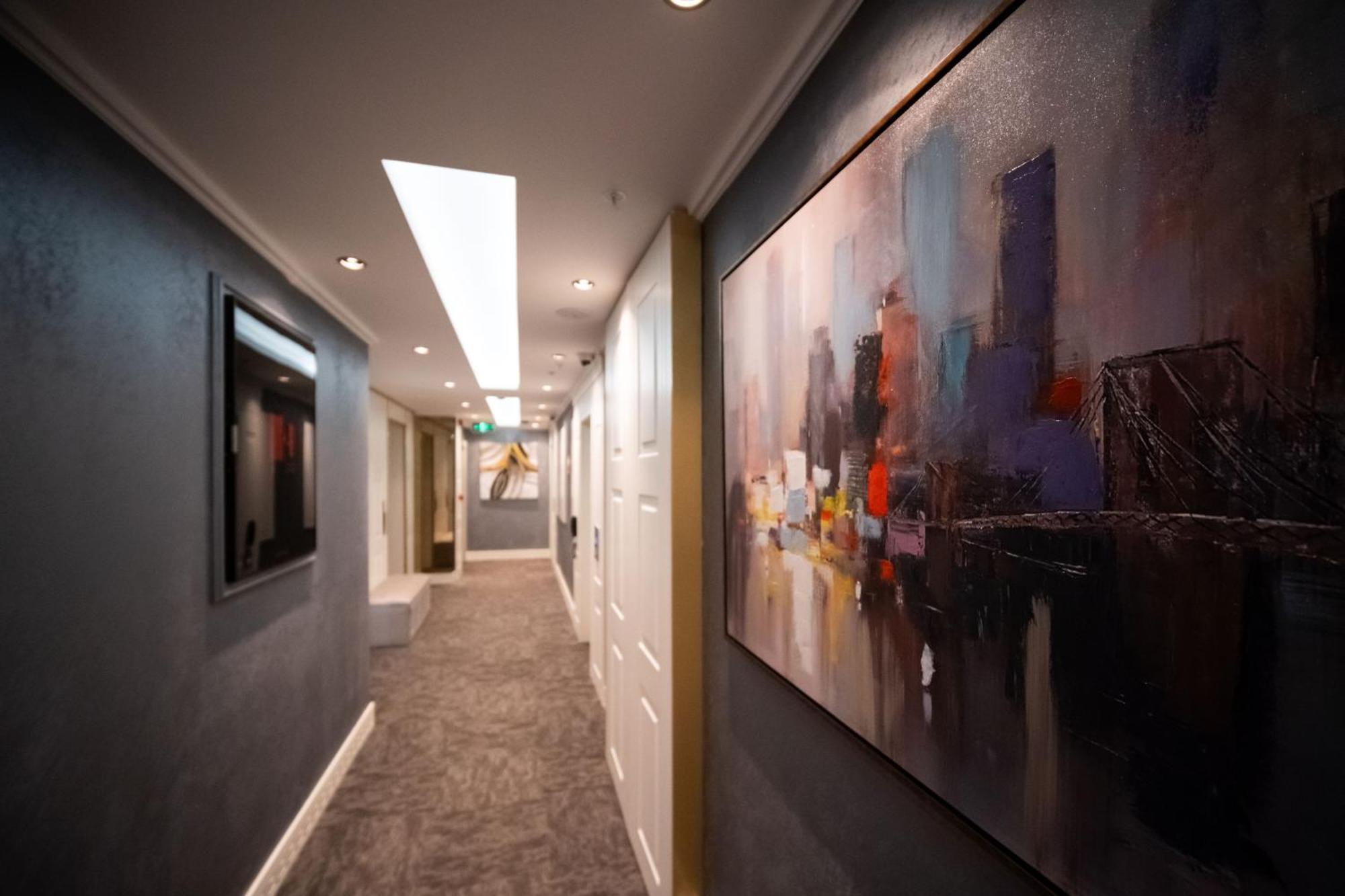 Alion Hotel